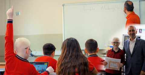 ‘TahtApp’ az gören çocuklara ışık oldu