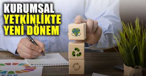 Uyum yerine strateji